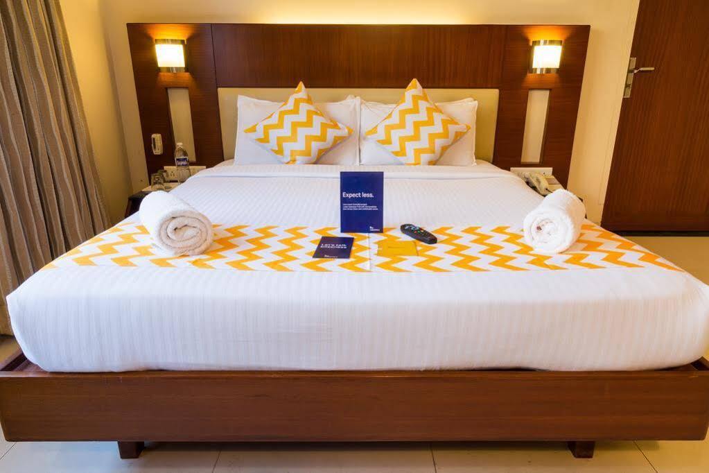 Collection O Hotel Rajwada Near The Pavillion Poona Buitenkant foto